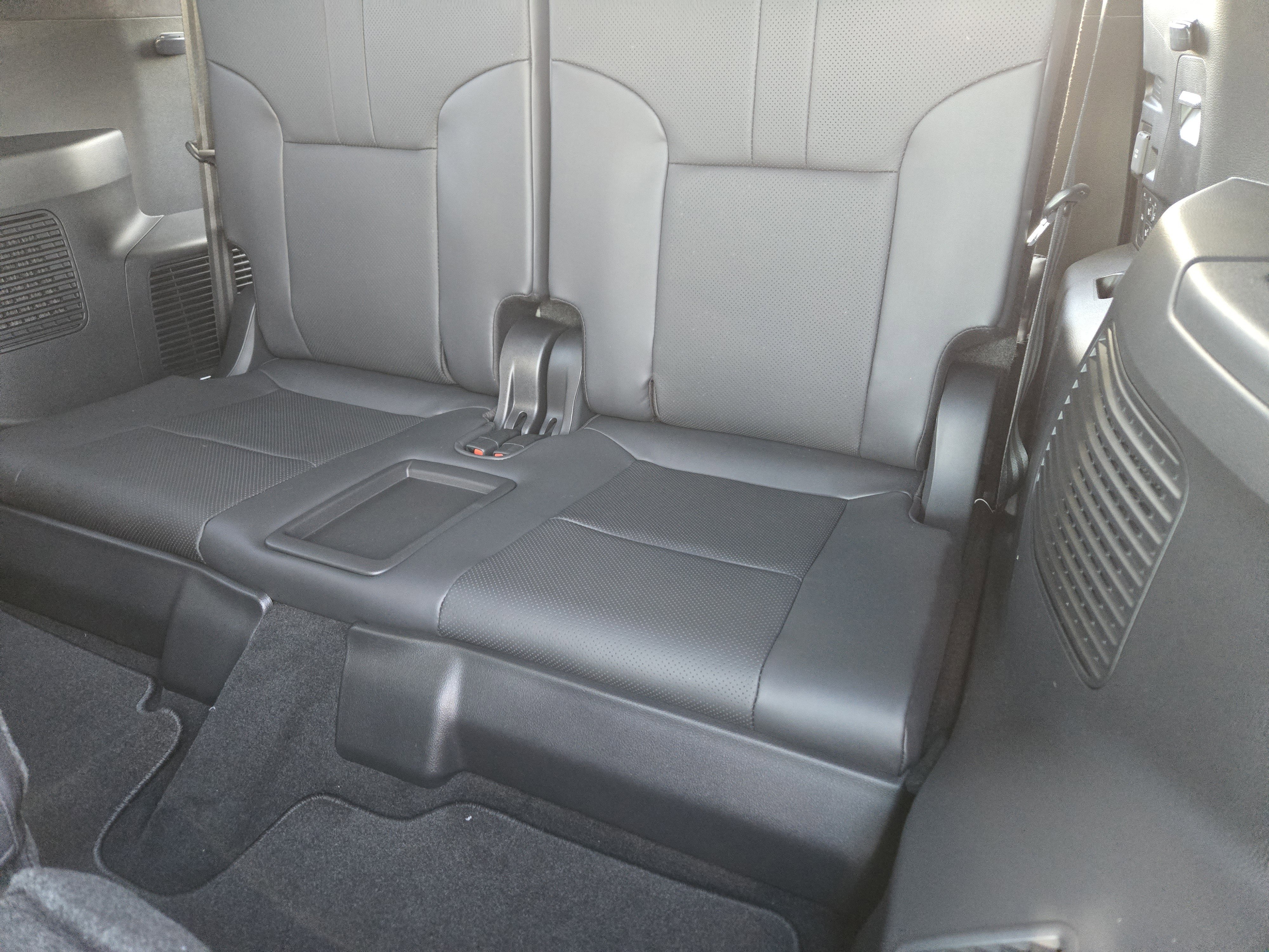 2026 Lexus LX 700h Luxury - Photo 21