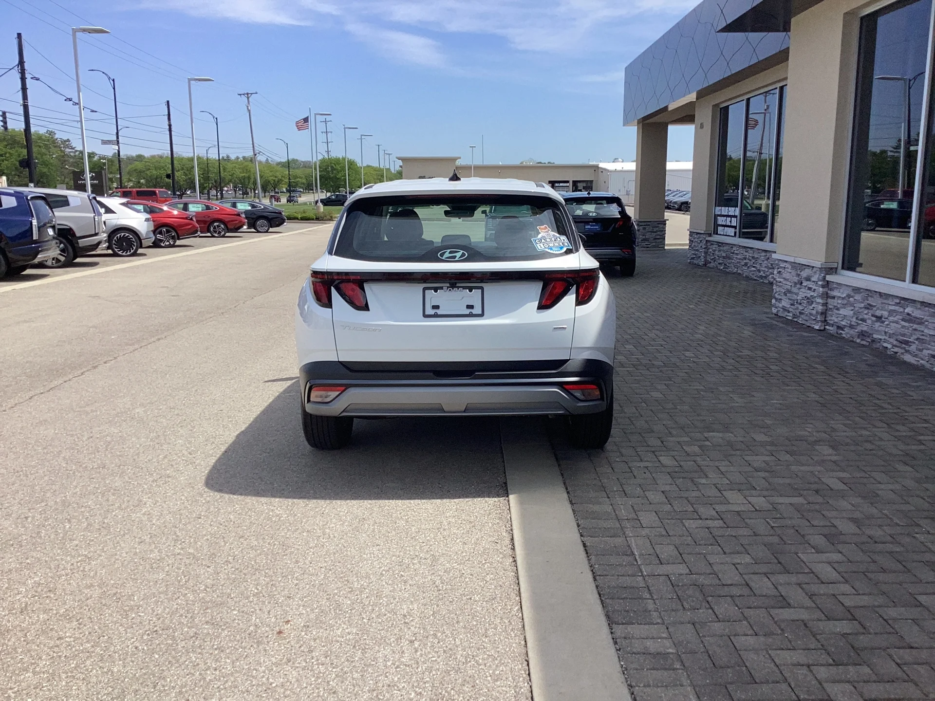Certified Used 2026 Serenity White Pearl Hyundai SE image 5