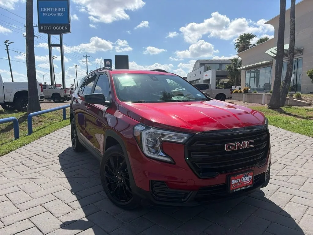 Used 2024 Volcanic Red Tintcoat GMC SLE image 1