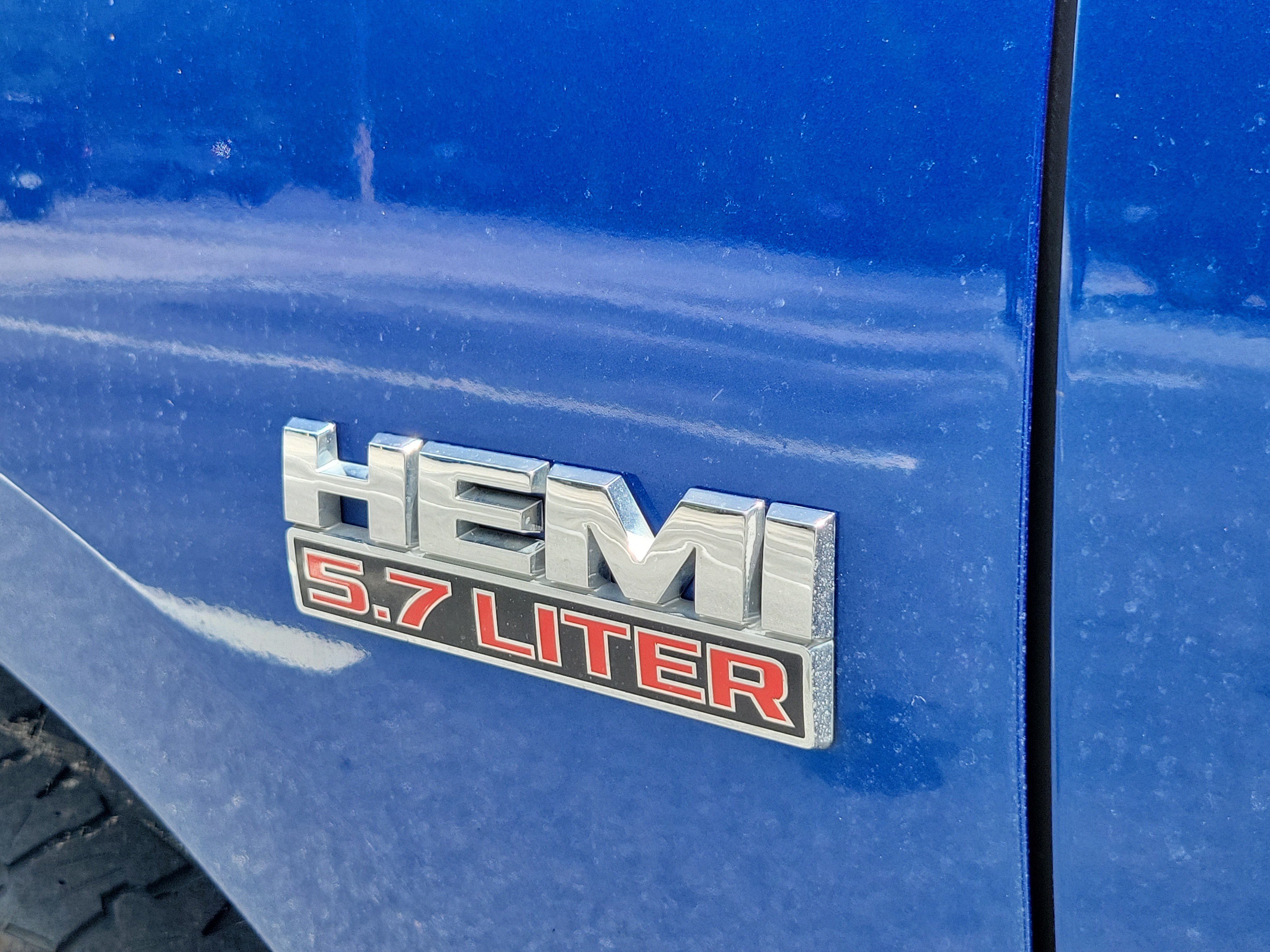 Used 2019 Blue Streak Pearlcoat Ram Big Horn image 8