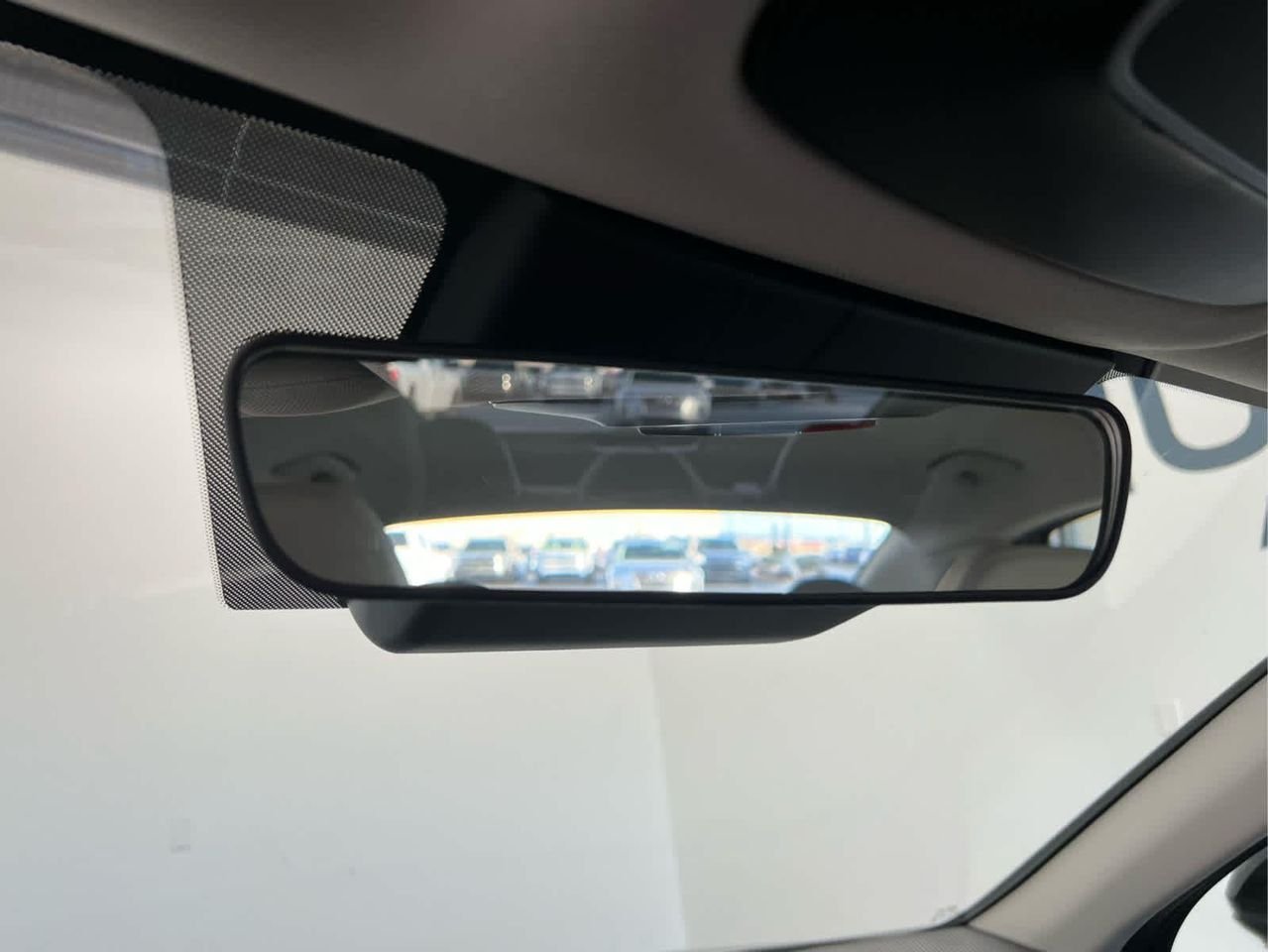 New 2026 Abyss Black Hyundai SE image 22