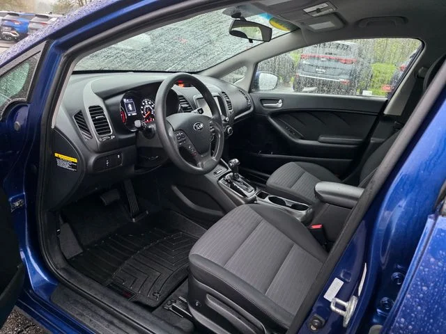 Used 2018 Deep Sea Blue Kia LX image 14