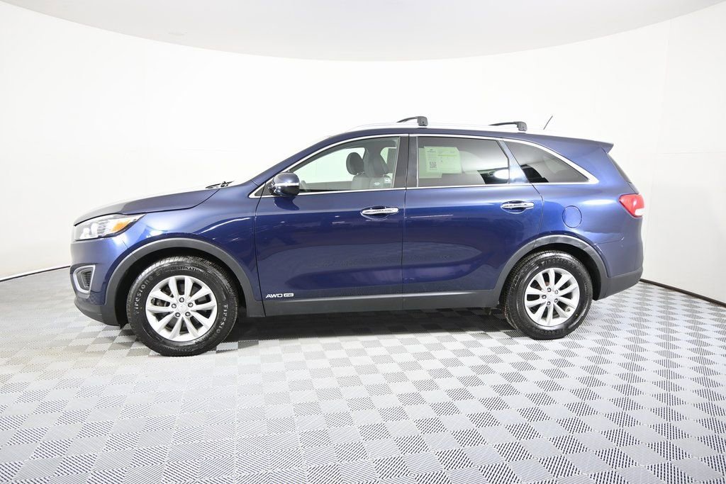 Used 2016 Kia Sorento LX with VIN 5XYPGDA58GG140880 for sale in Forest Lake, Minnesota