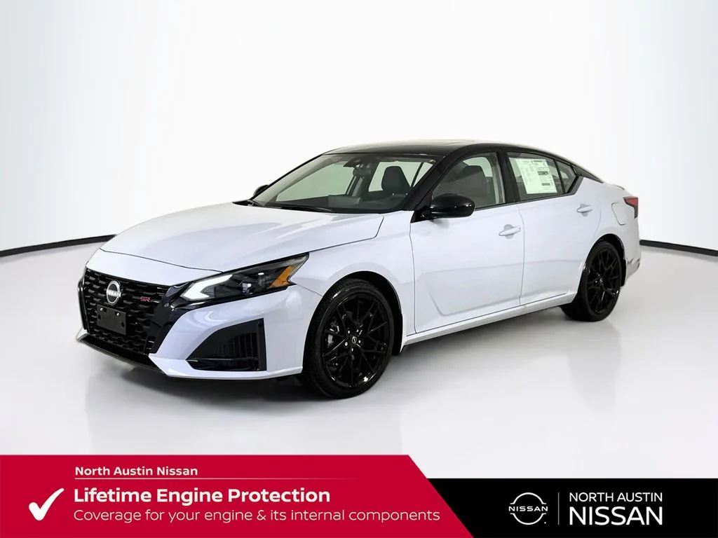 New 2026 Gray Nissan 2.5 SR image 4