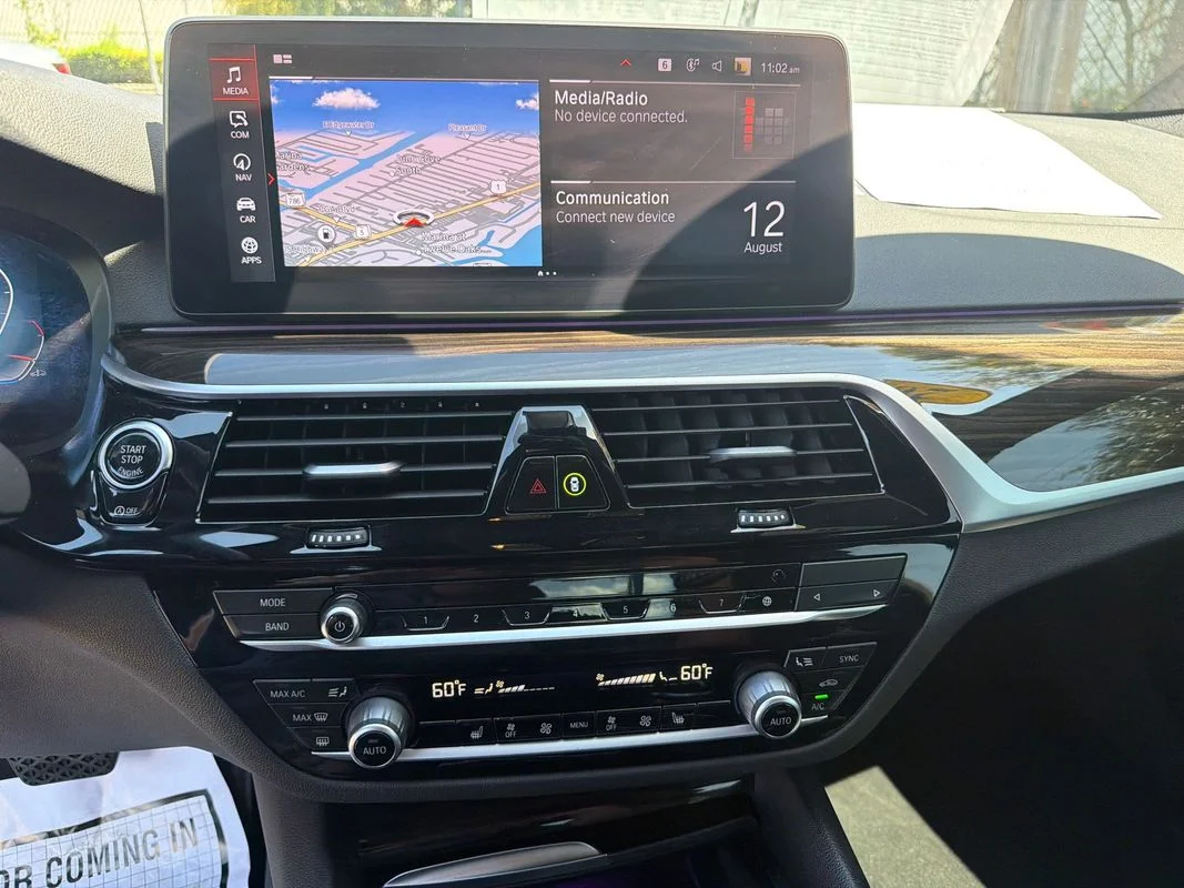Used 2022 Blue BMW i xDrive image 18