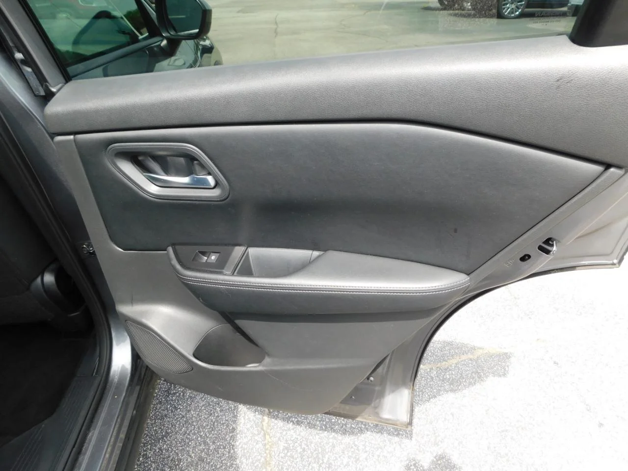 Used 2025 Gun Metallic Nissan AWD SV image 10