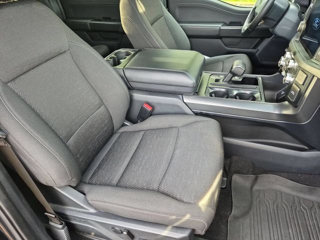 Used 2024 Black Ford XLT image 18