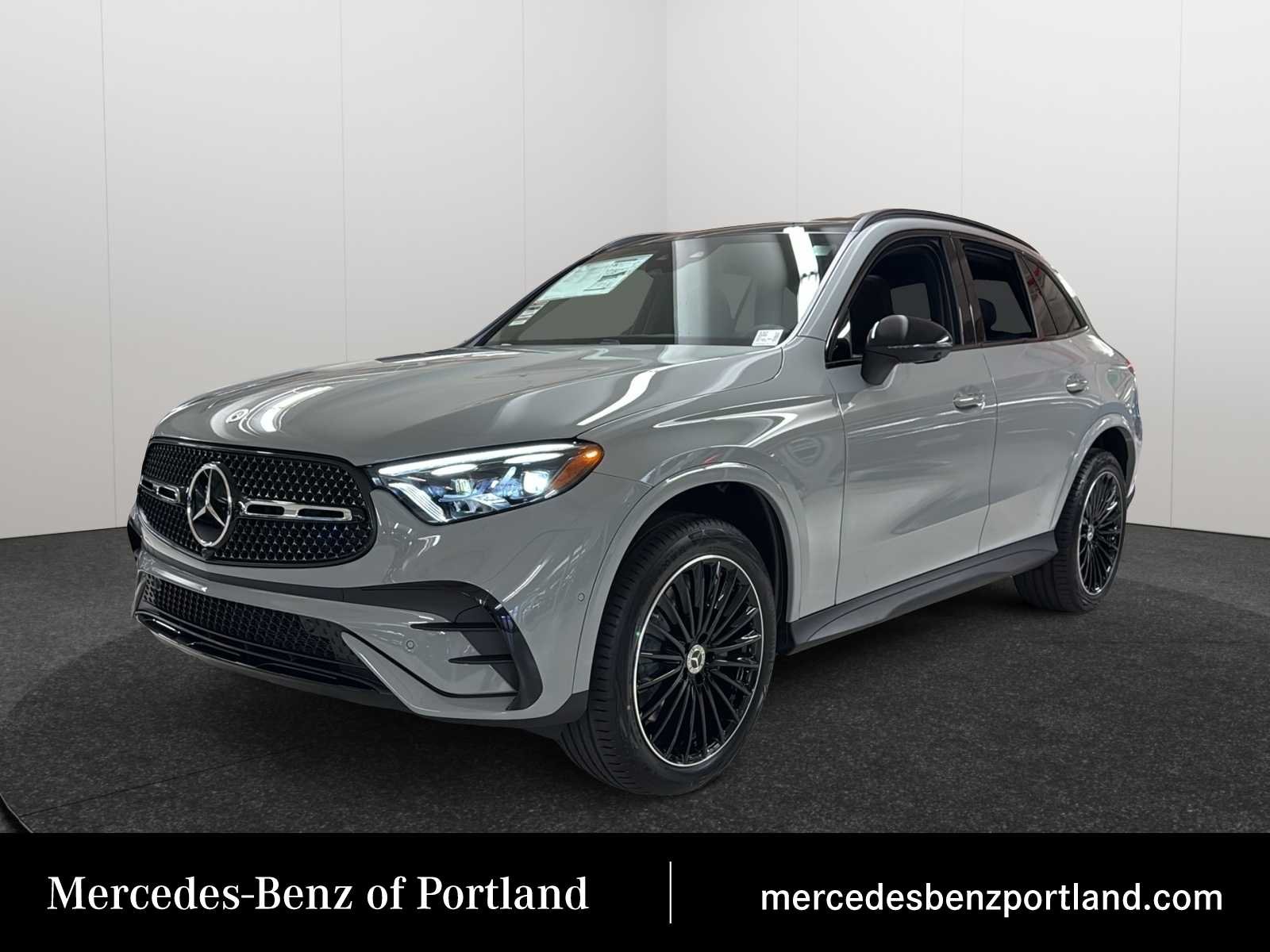 New 2026 MANUFAKTUR Alpine Grey Mercedes-Benz GLC 300 image 1