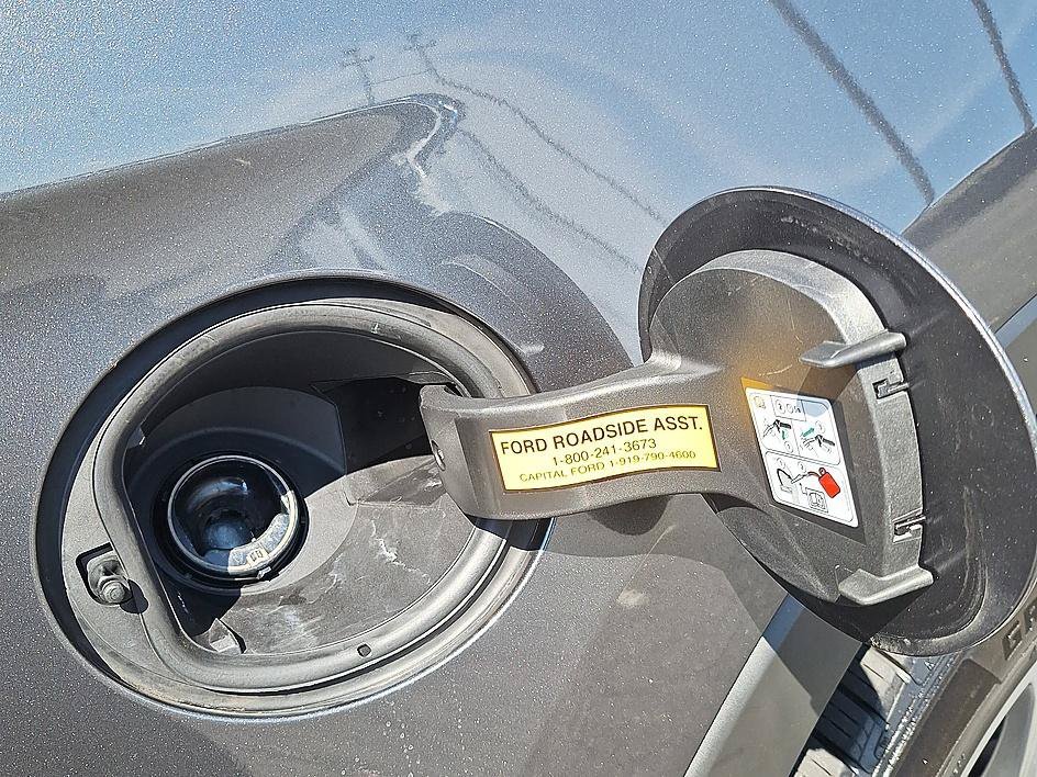 Used 2019 Magnetic Metallic Ford Limited image 26