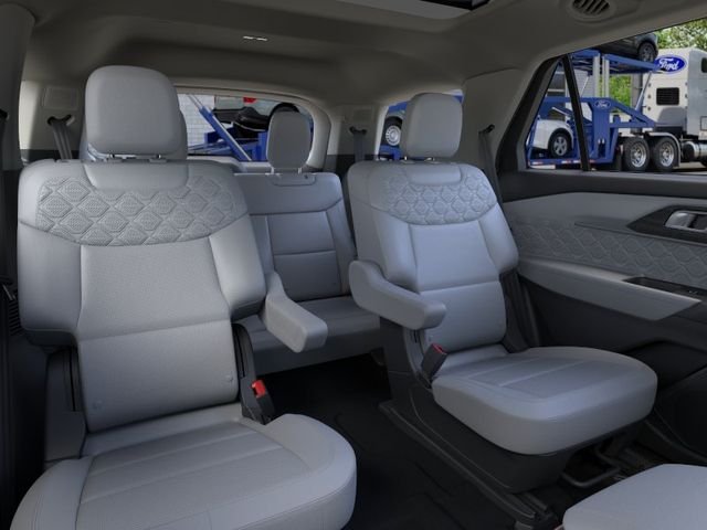 New 2026 White Ford Platinum image 11