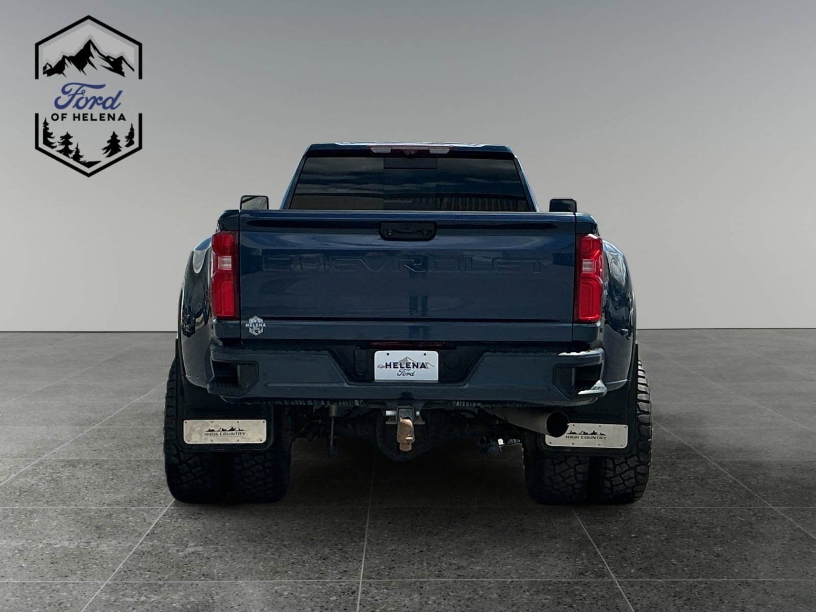 Used 2021 Blue Chevrolet High Country image 4