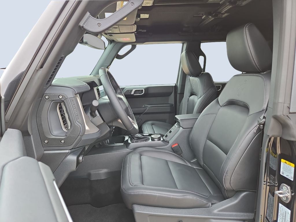 New 2026 Shadow Black Ford Outer Banks® image 14