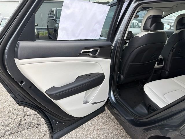 New 2026 Gravity Gray Kia EX image 10