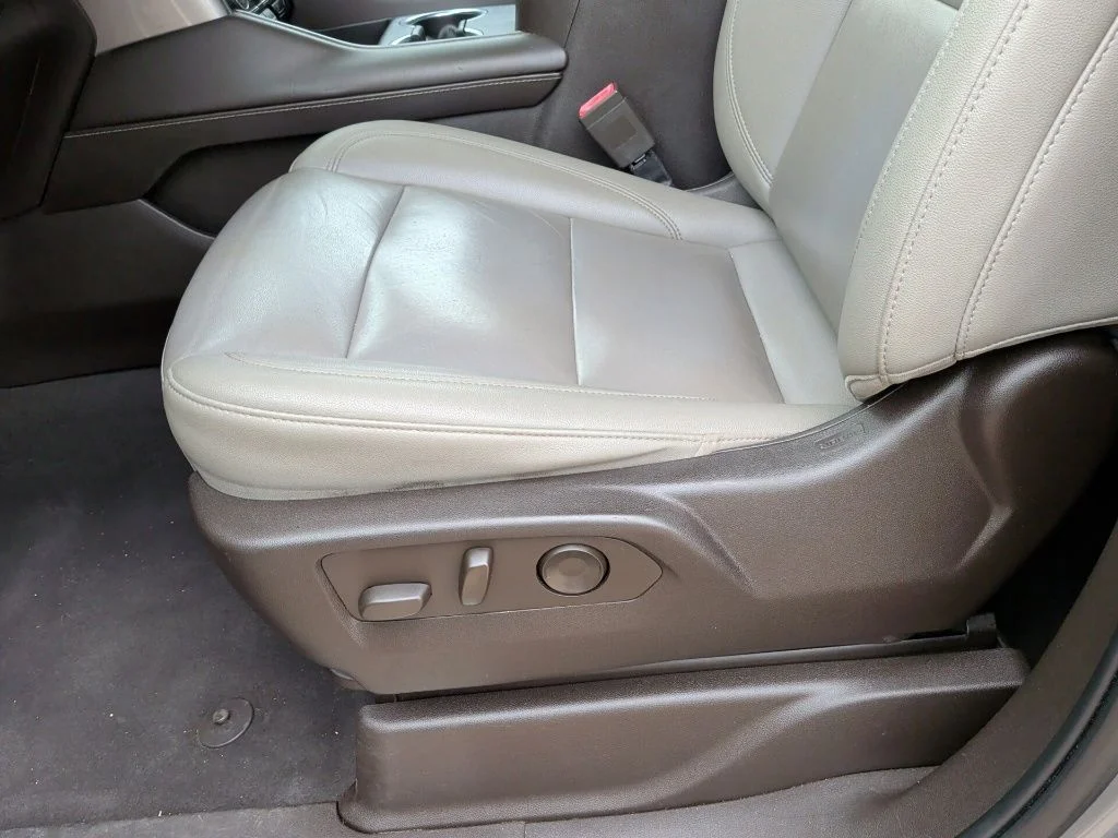 Used 2022 Gray Chevrolet LT image 14
