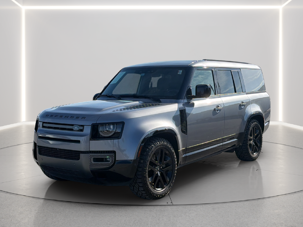 Used 2024  Land Rover Outbound image 12