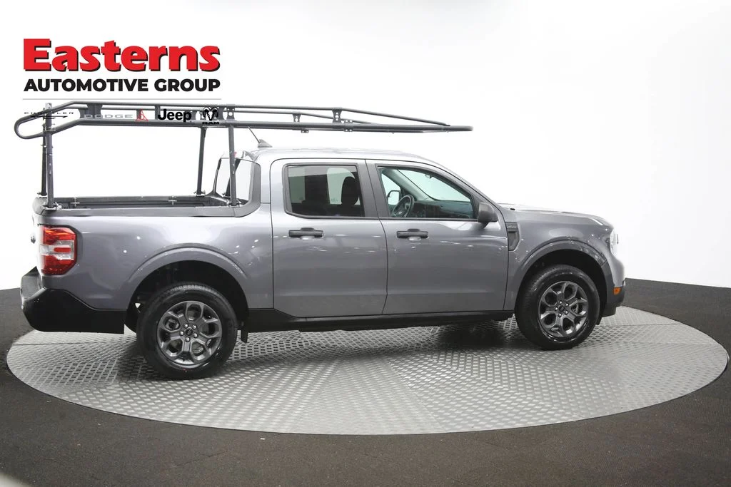 Used 2023 Gray Ford XLT image 42