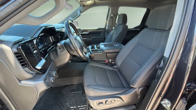 Used 2022 Gray Chevrolet RST image 21