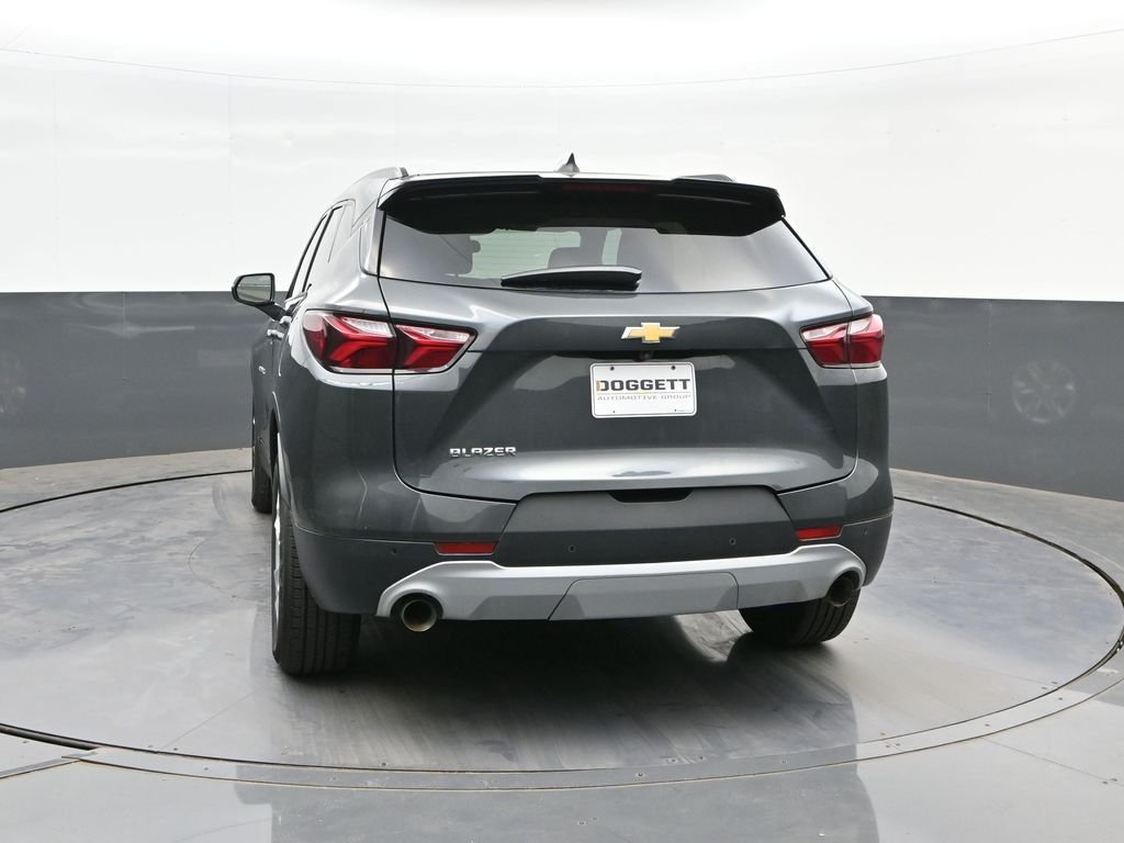 Used 2020 Gray Chevrolet LT image 8
