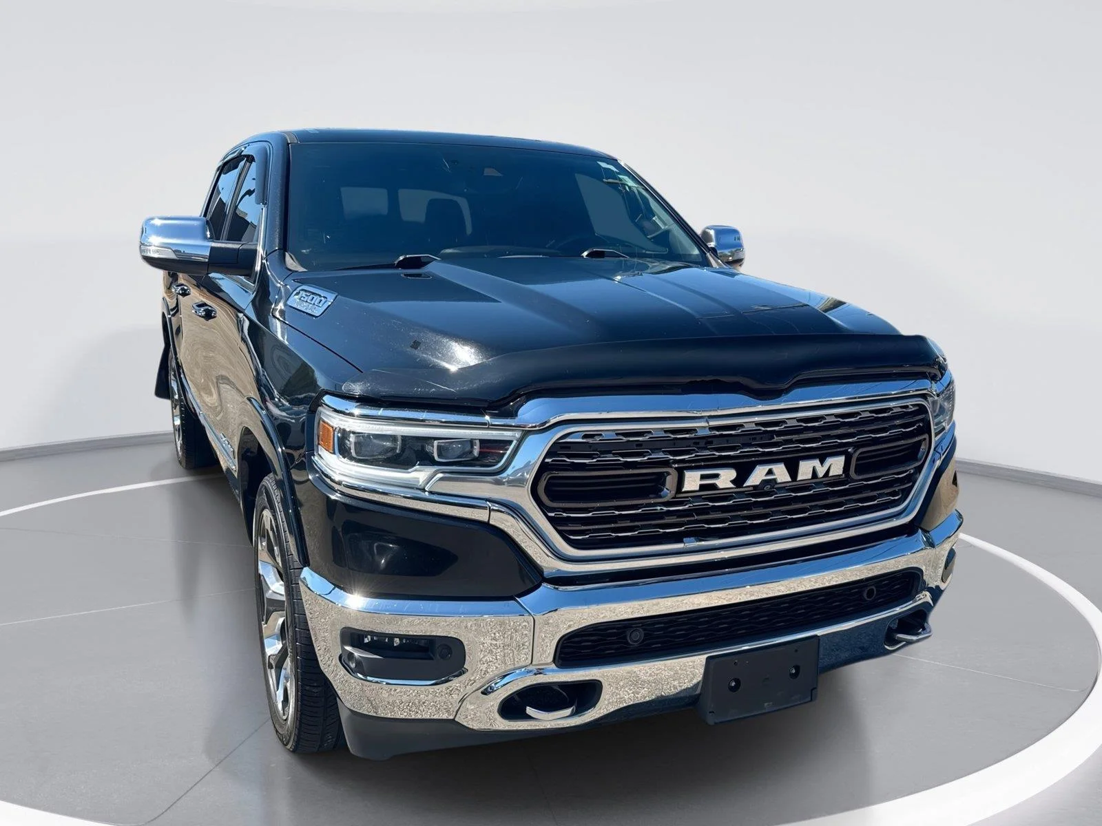 Used 2019 Diamond Black Crystal Pearlcoat Ram Limited image 1