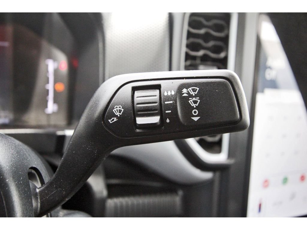 Used 2025 Gray Ford XL image 18