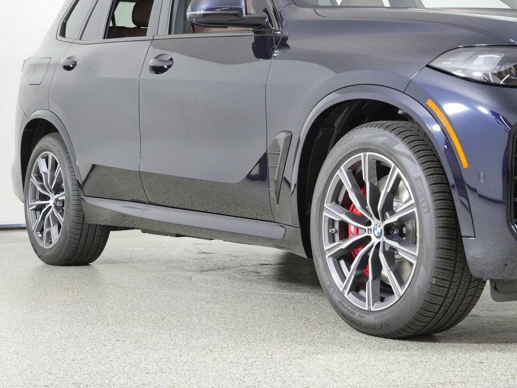 New 2026 Carbon Black Metallic BMW xDrive50e image 6