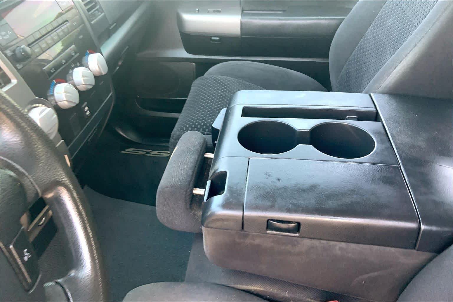 Used 2013 Silver Sky Metallic Toyota  image 17