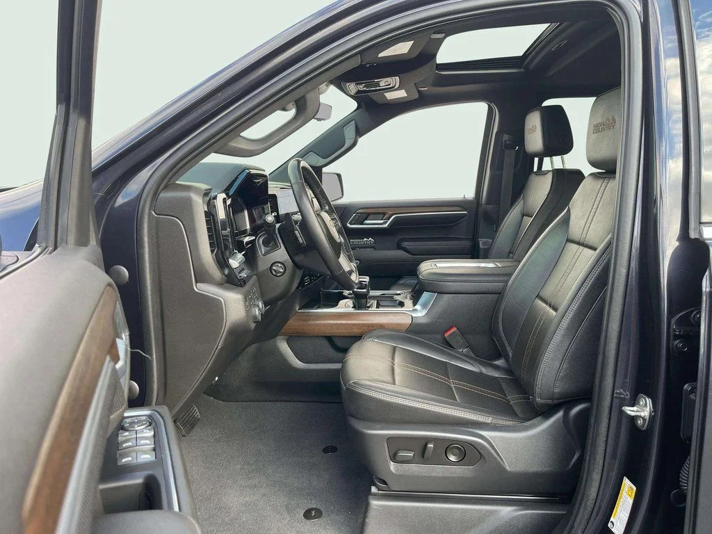 Used 2022 Dark Ash Metallic Chevrolet High Country image 21