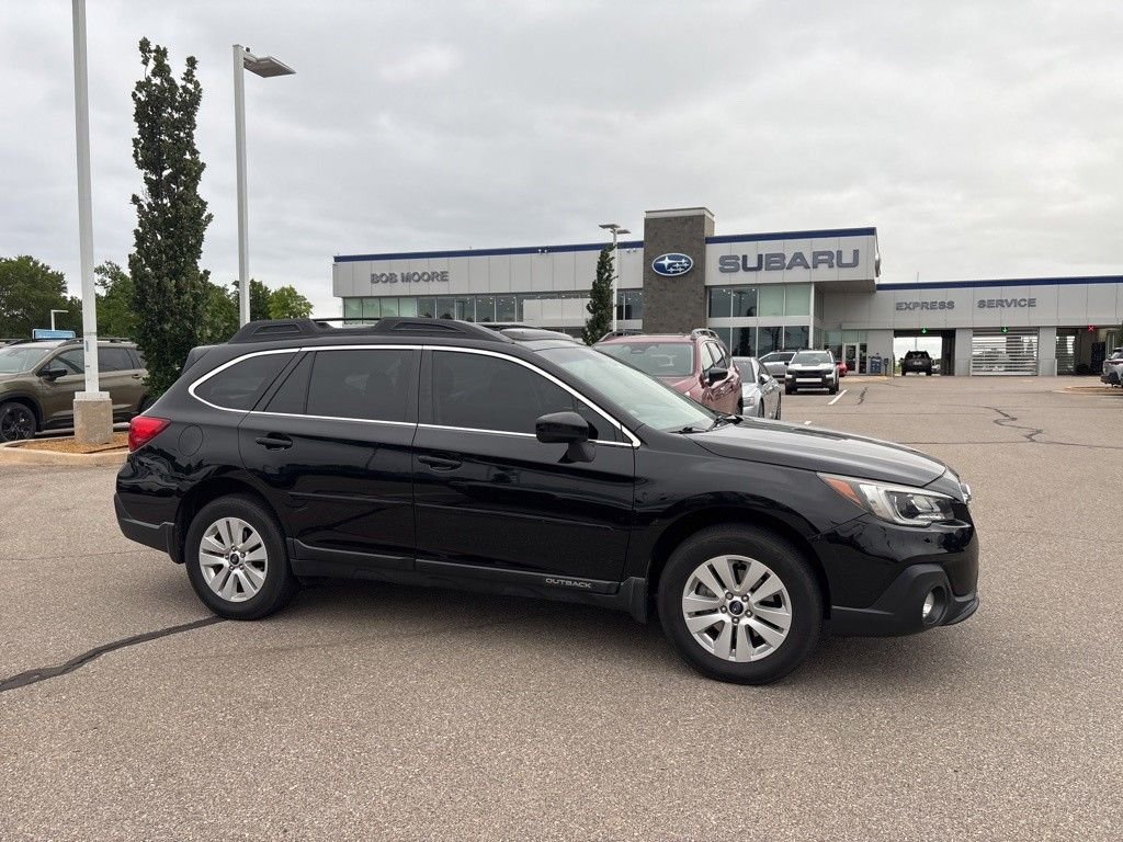 2018 Subaru Outback 2.5i Premium's photo