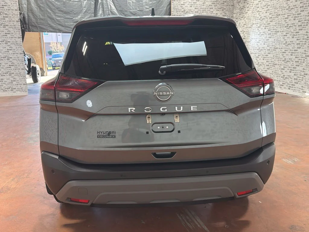 Used 2023 Gun Metallic Nissan S image 6