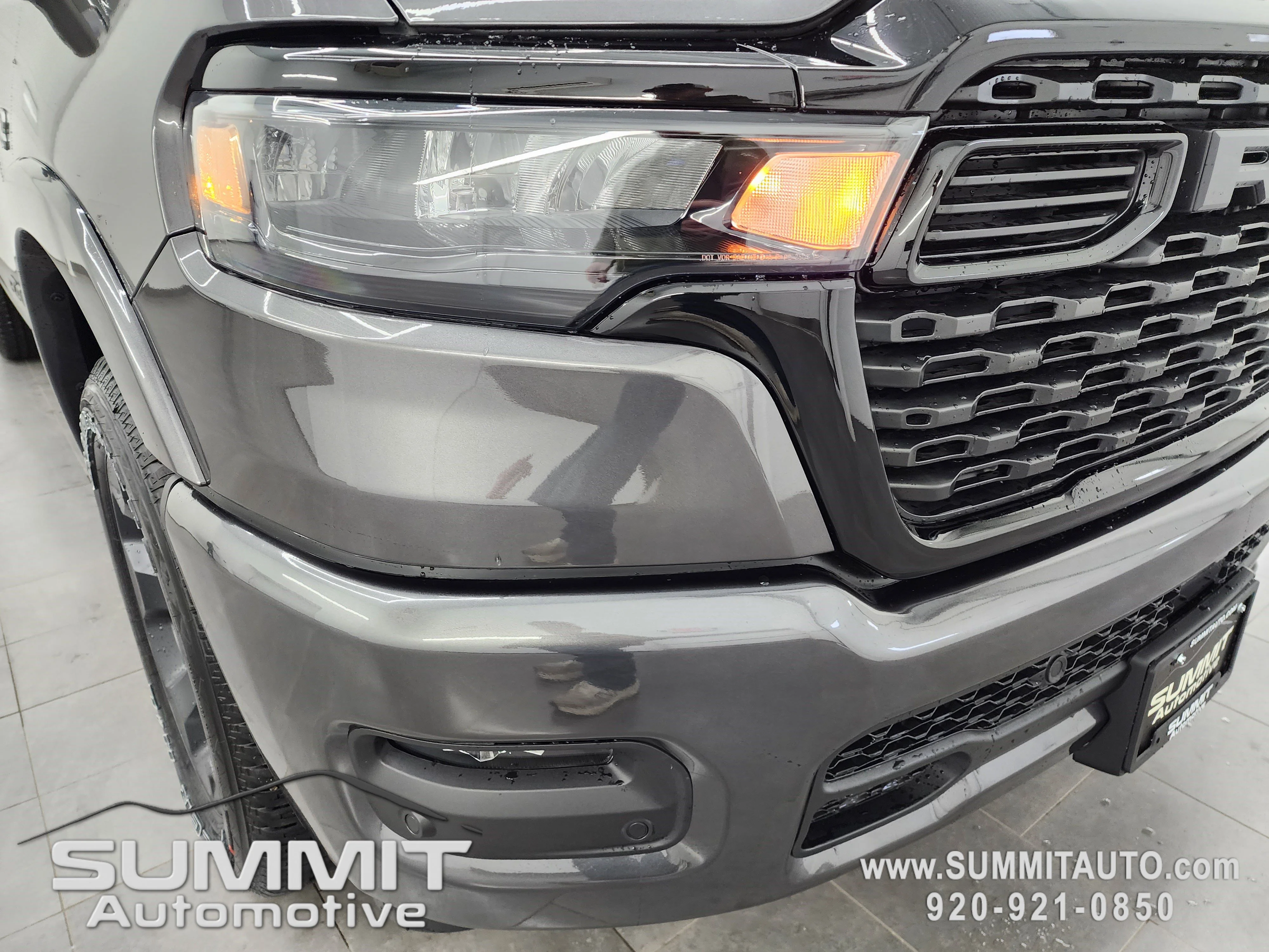 New 2026 Granite Crystal Metallic Clear-Coat Exterior Paint RAM Big Horn/Lone Star image 25