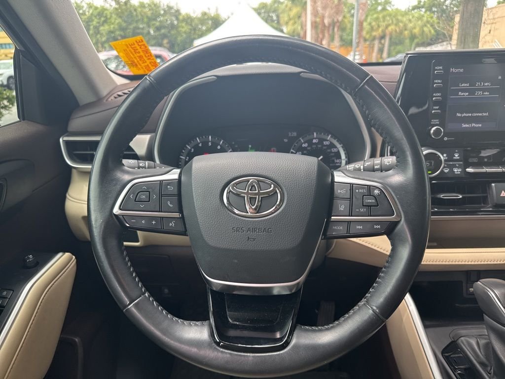 Used 2020 Gray Toyota XLE image 24
