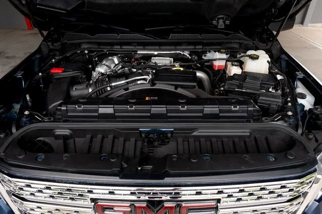 Used 2023 Pacific Blue Metallic GMC Denali image 10