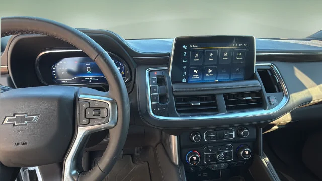 Used 2022 Beige Chevrolet Z71 image 11