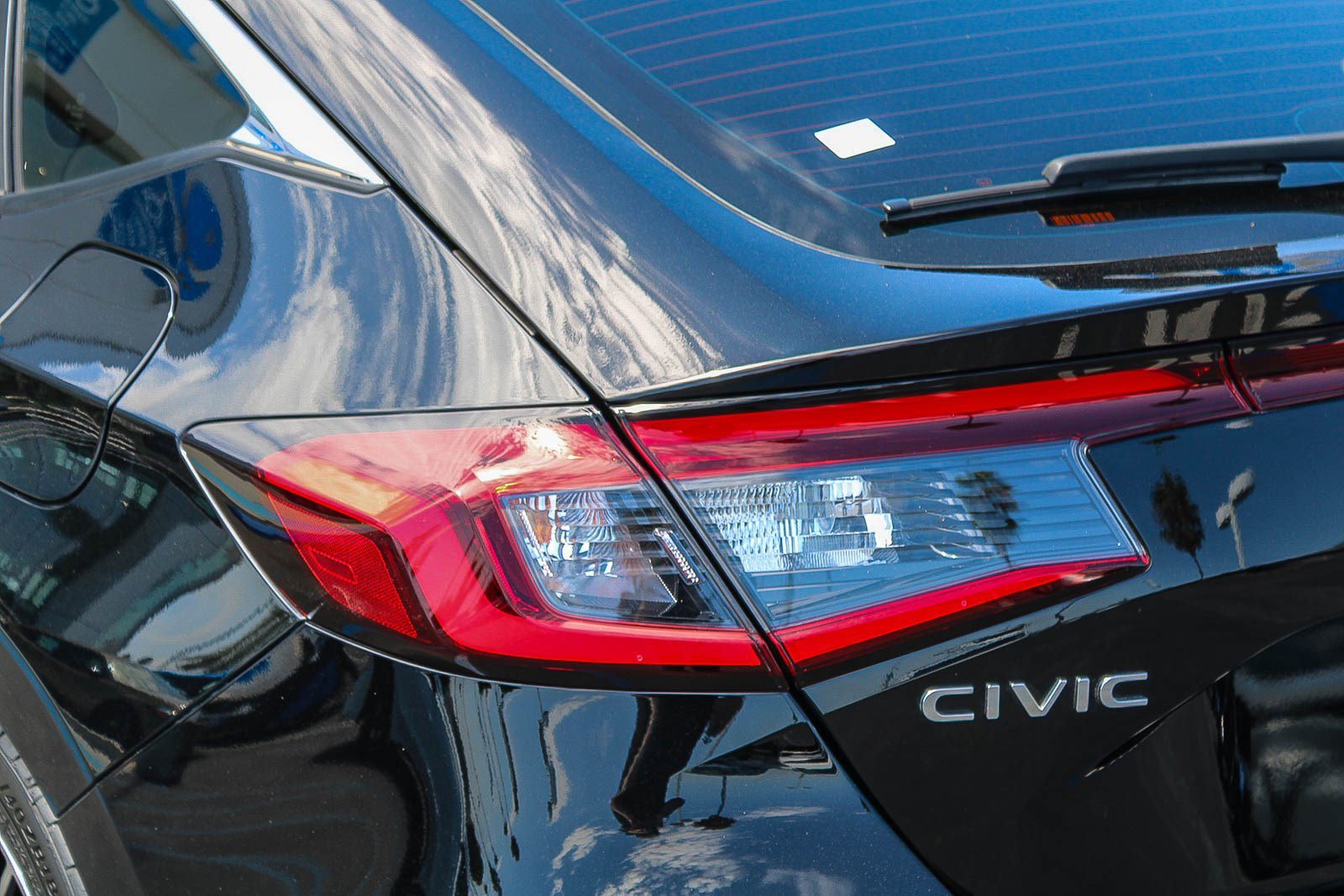 2022 Honda Civic Hatchback Sport Touring - Photo 9