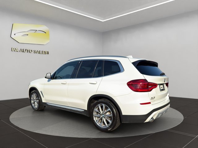 Used 2019 Alpine White BMW xDrive30i image 5