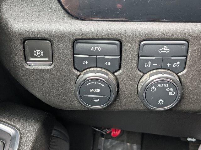 2024 Chevrolet Silverado 1500 LT - Photo 24