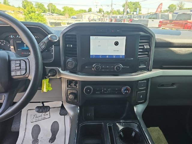 Used 2022 White Ford XL image 17