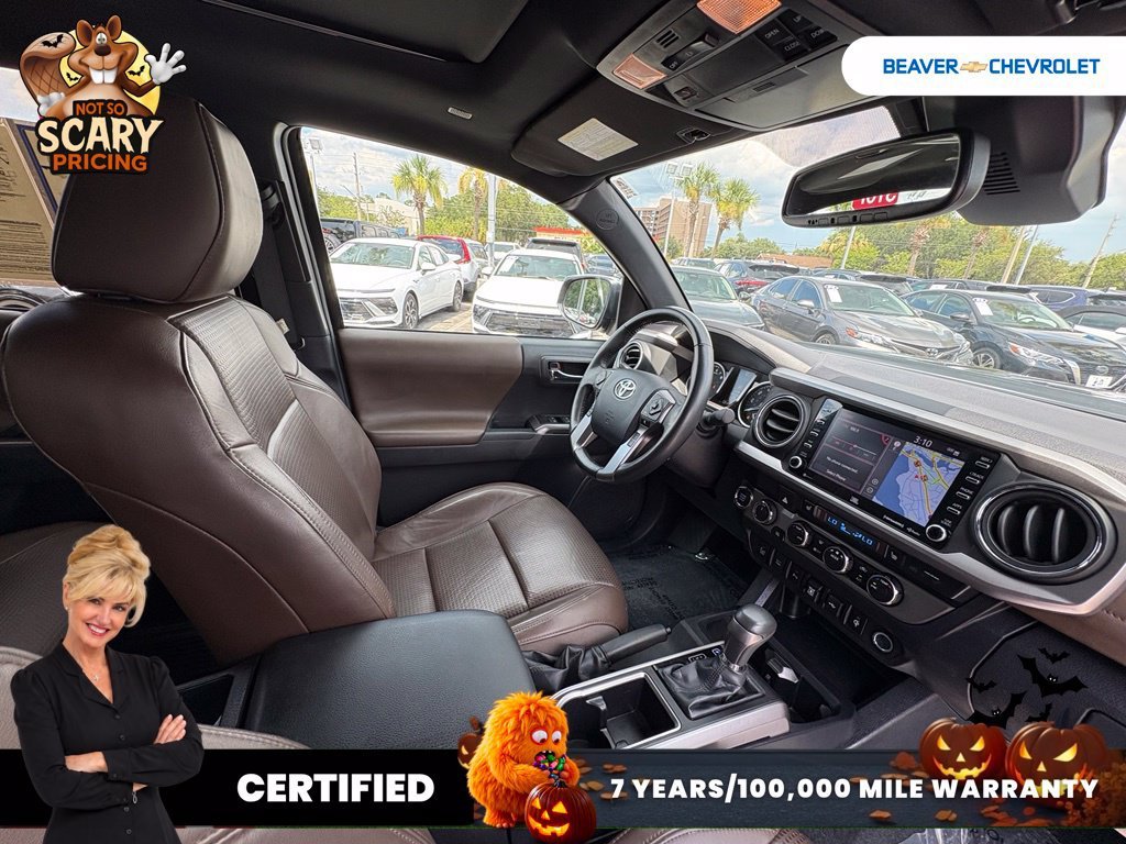 Used 2023  Toyota Limited image 27