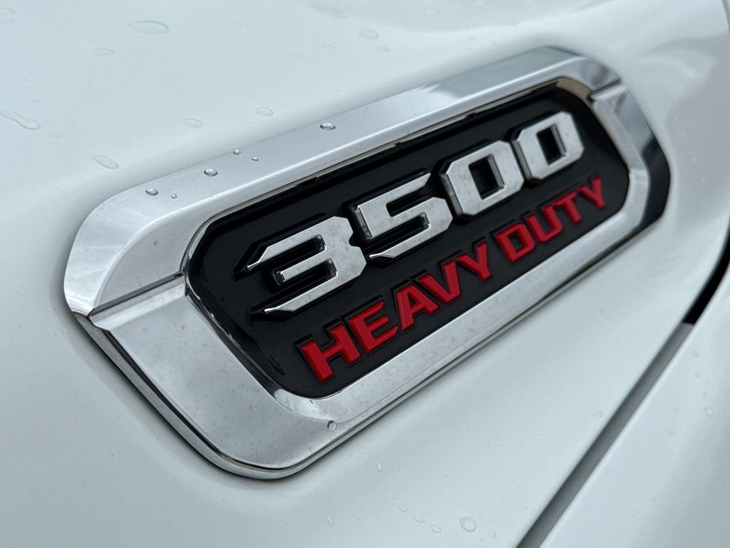 Used 2024 White Ram Laramie image 6