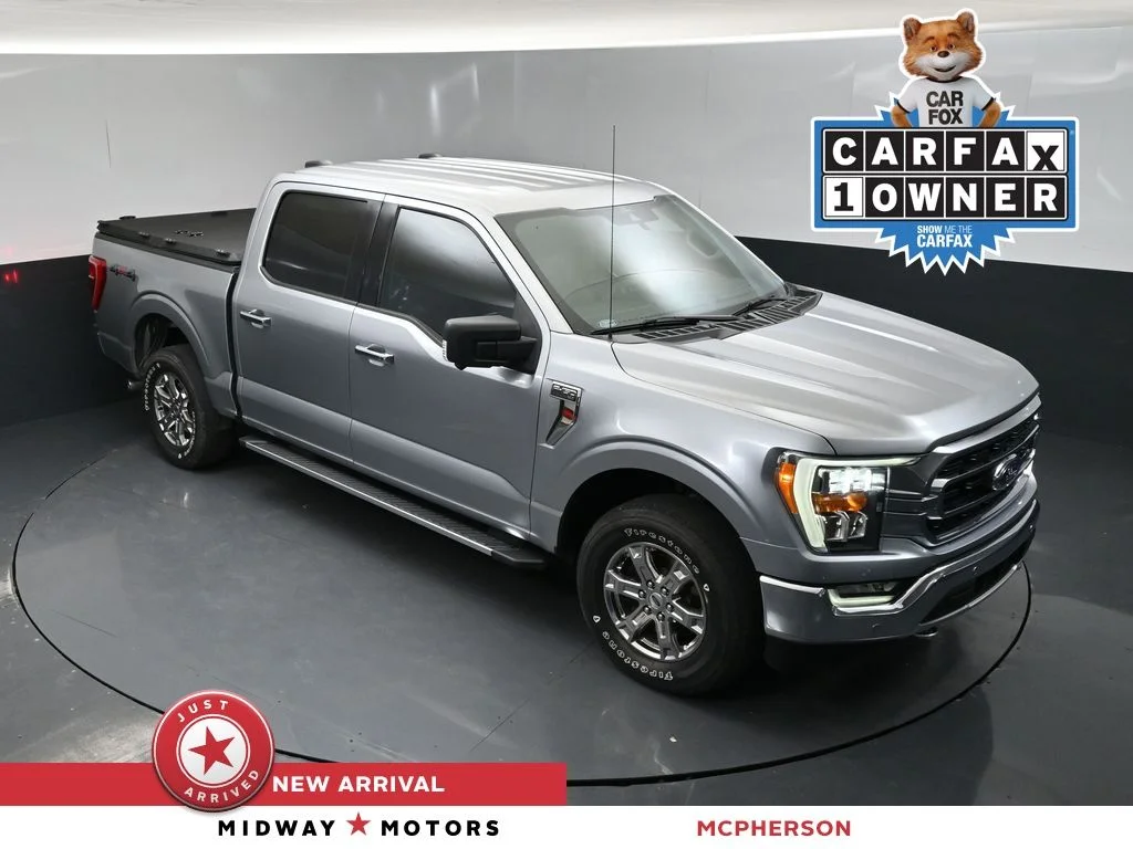 Used 2021 Silver Ford XLT image 1