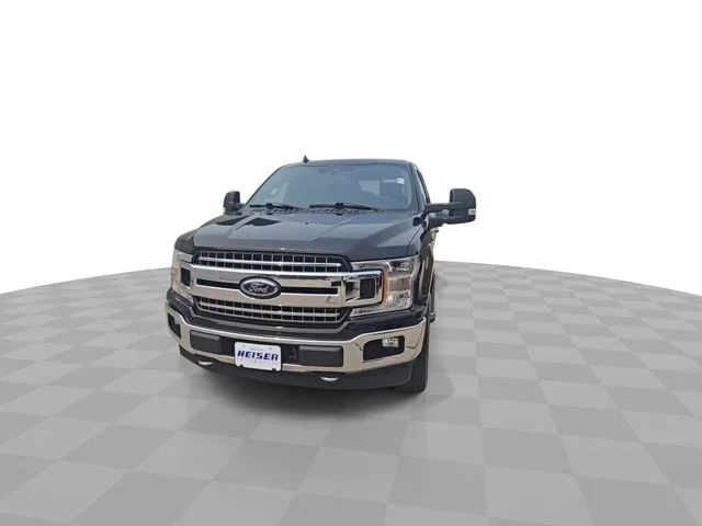 Used 2020 Red Ford XLT image 3