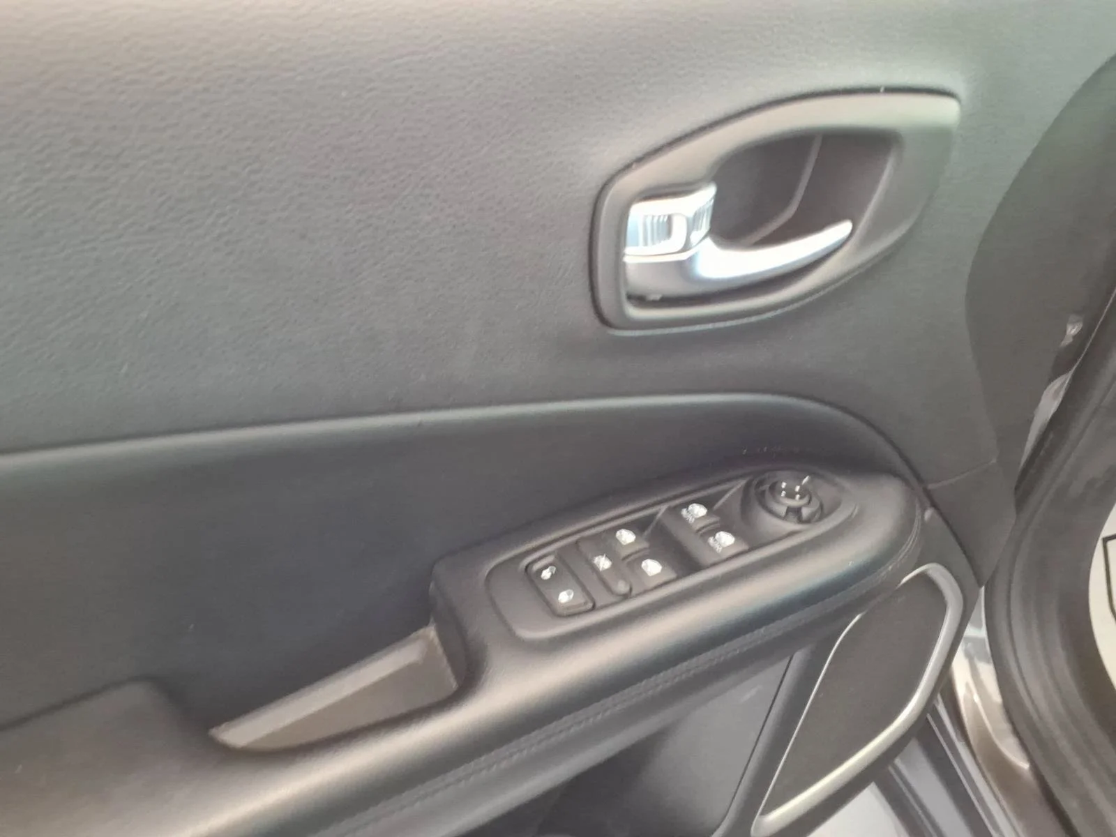 2019 Jeep Compass Altitude - Photo 13