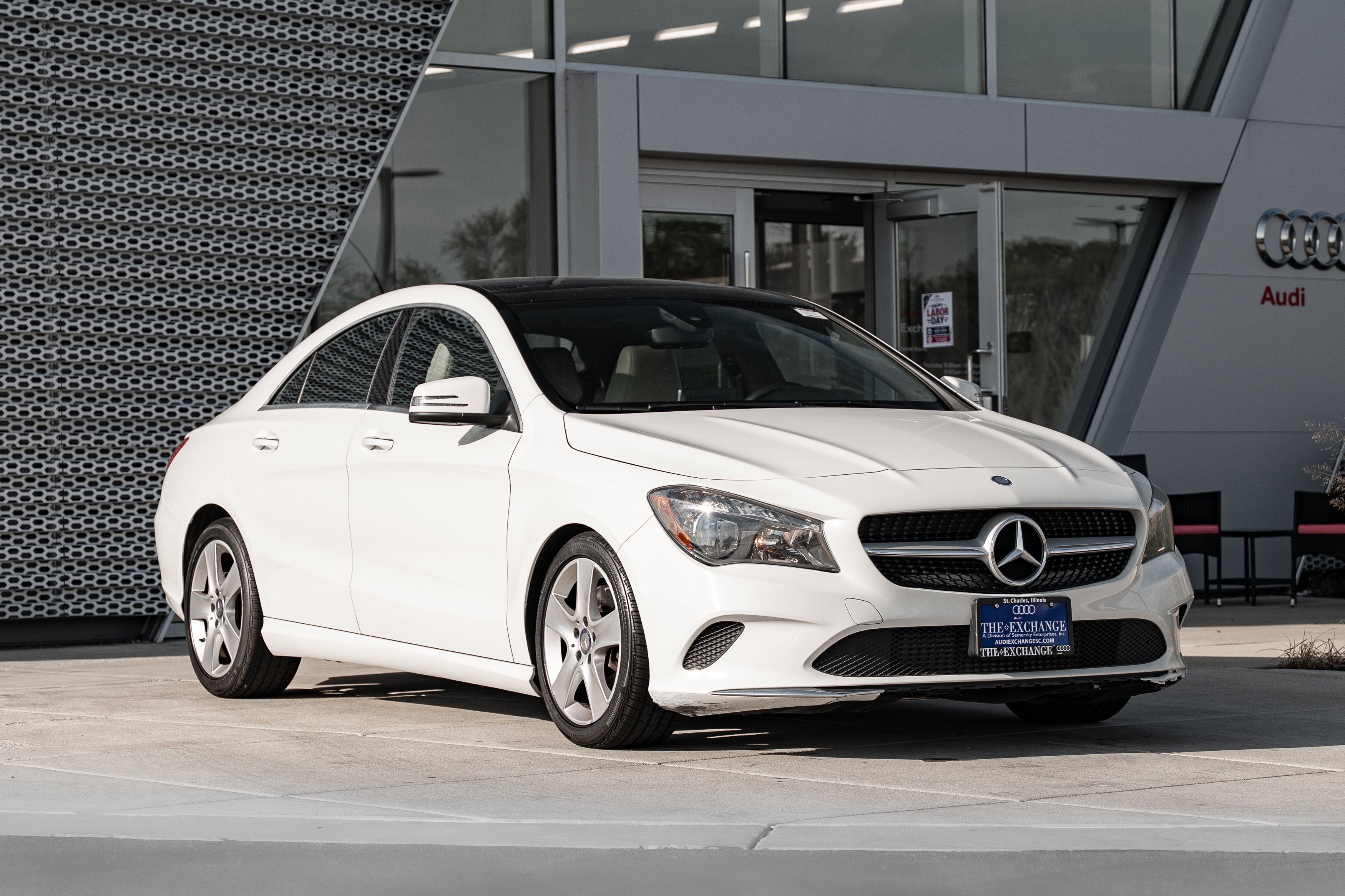 Used 2017 Cirrus White Mercedes-Benz CLA 250 image 1