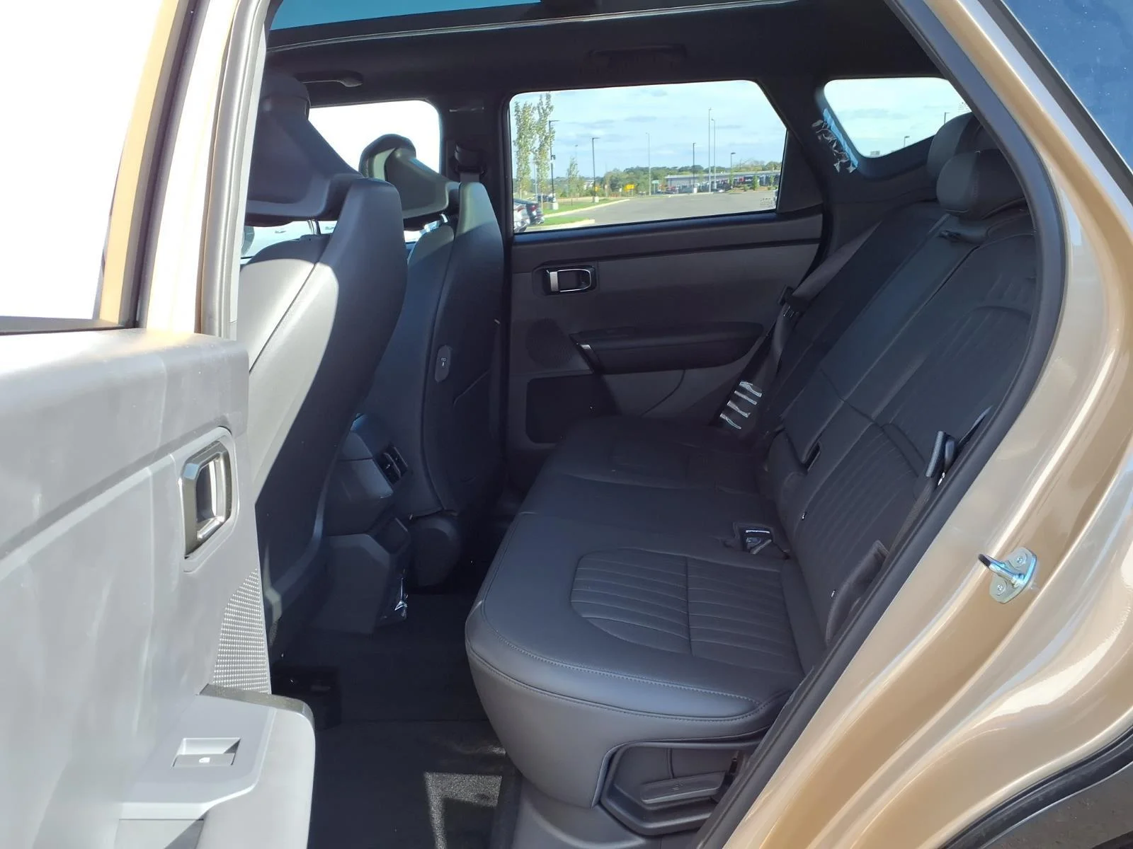 New 2027 Terrain Brown Kia X-Line SX image 13