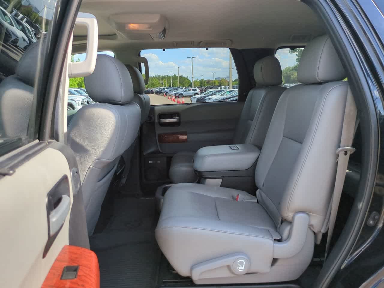 Used 2018 Midnight Black Metallic Toyota Platinum image 14