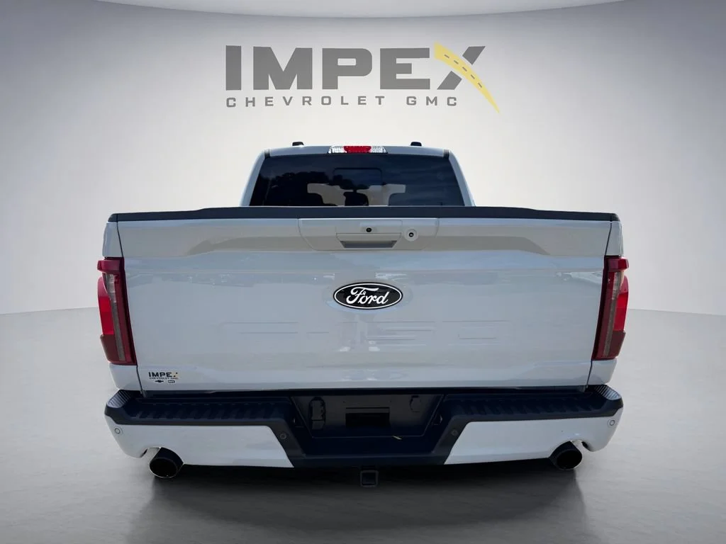 Used 2024 Gray Ford XLT image 4