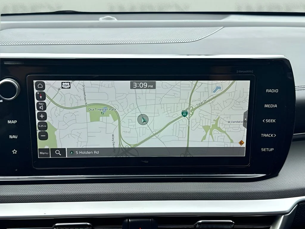 Used 2022 Gray Kia GT-Line image 16
