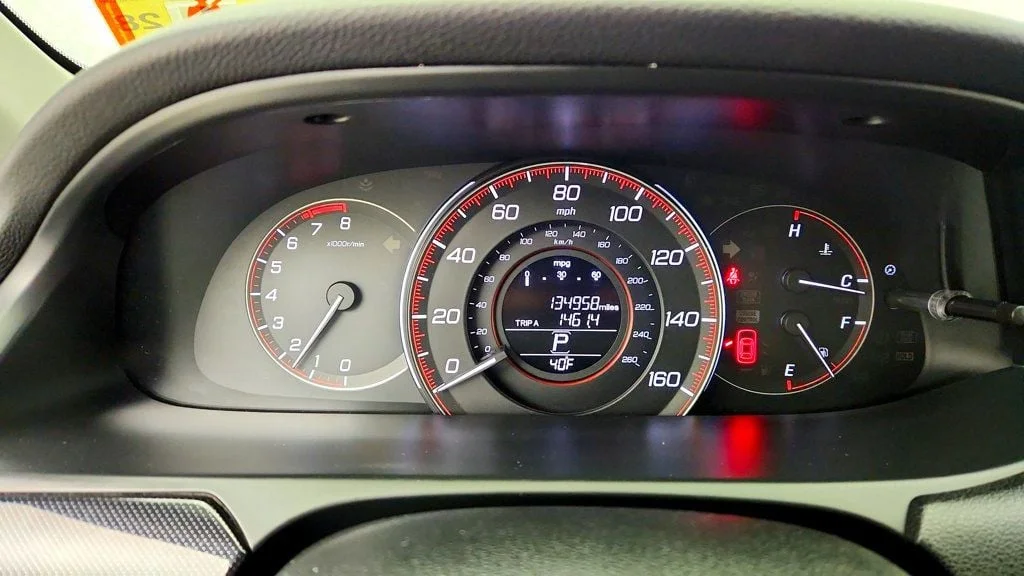 Used 2015 White Orchid Pearl Honda 4dr I4 CVT Sport image 14