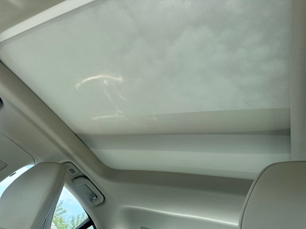 Used 2024 Blue Volvo T8 Plus Dark Theme image 14