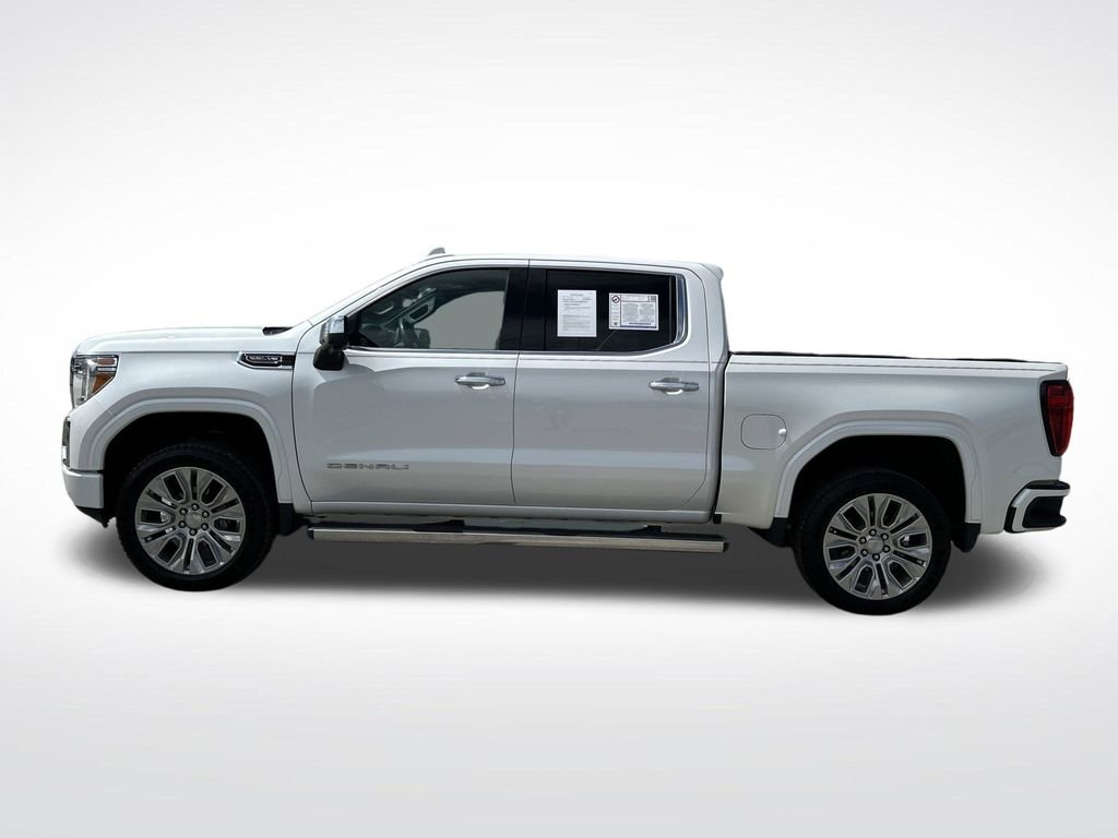 Used 2022 White GMC Denali image 3